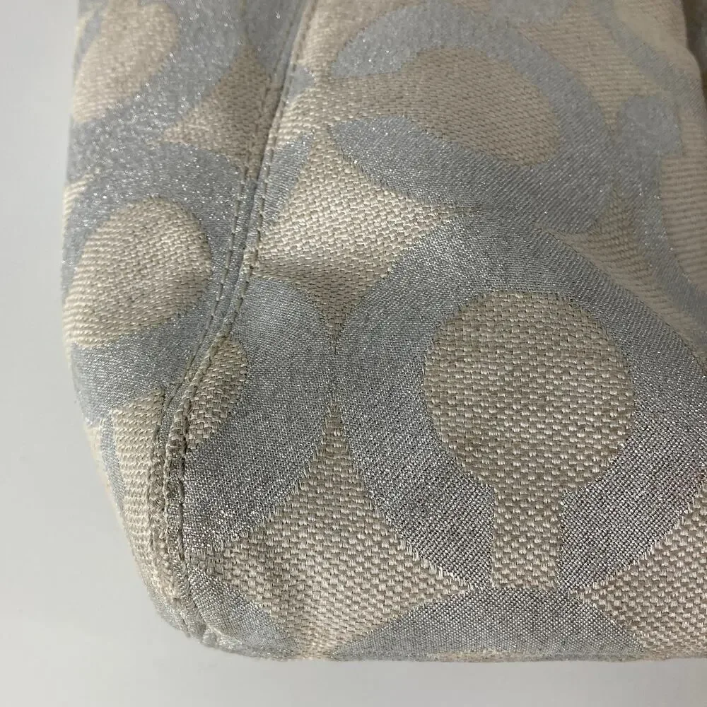 Coach 21021E Canvas silver signature print small shoulder bag ASIS